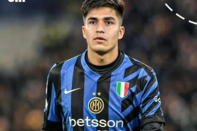 开云体育-Scout迎来十赛季出色发挥，快船观众热烈欢呼！