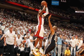 开云体育- 吉米巴特勒56分集锦 